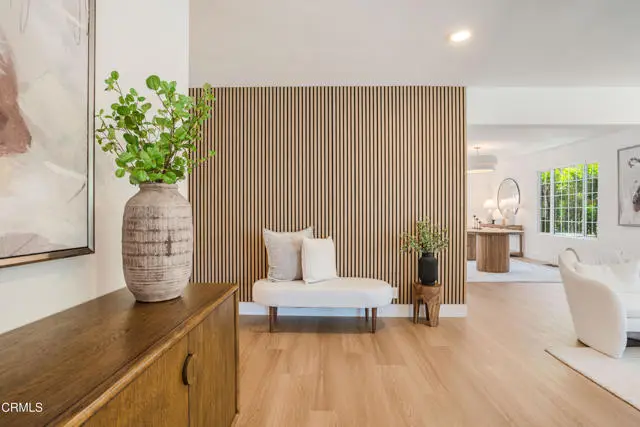 11100 Hortense Street, North Hollywood, CA 91602 - Image #3