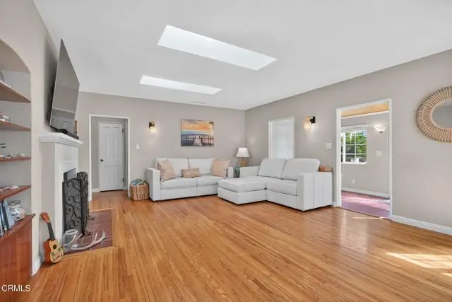 69 S Seaward Avenue, San Buenaventura Ventura, CA 93003 - Image #3