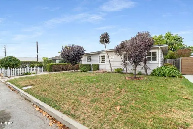 33 Glen Ellen Drive, San Buenaventura Ventura, CA 93003 - Image #3