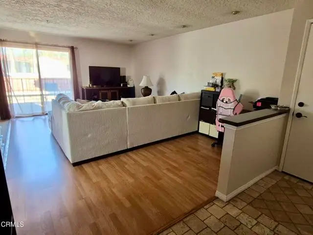 312 W Santa Barbara Street, Santa Paula, CA 93060 - #3