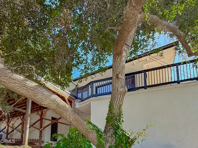 20930 Almazan Road, Woodland Hills, CA 91364 - #3