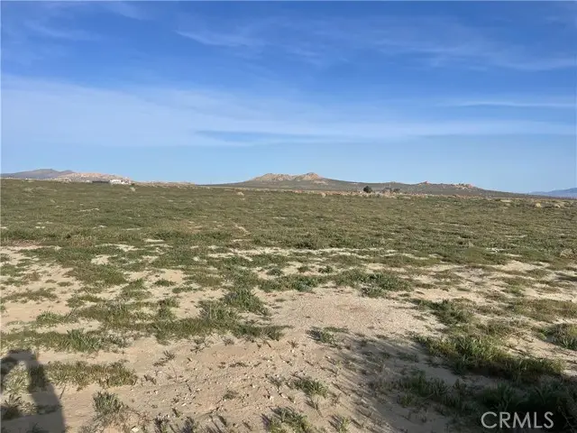 102 E Avenue M, Palmdale, CA 93591 - Image #2