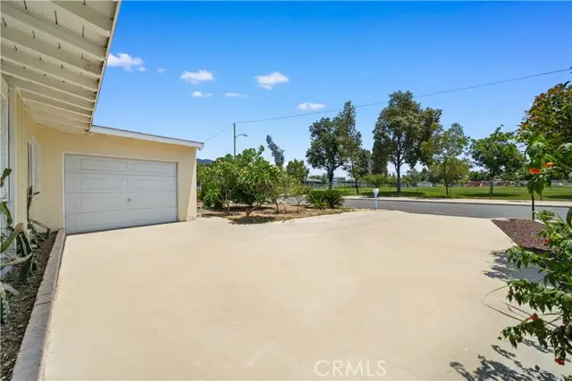 2047 Delford Avenue, Duarte, CA 91010 - Image #2