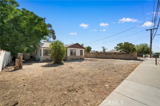 8139 N Maple Avenue, Rialto, CA 92335 - Image #2