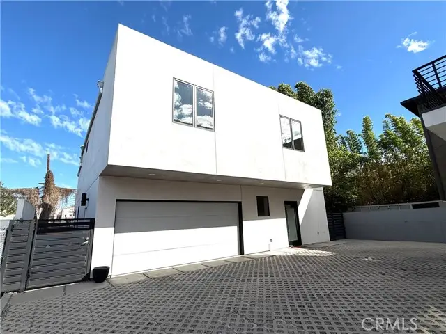 542 N Commonwealth Avenue, Los Angeles, CA 90004 - Image #1