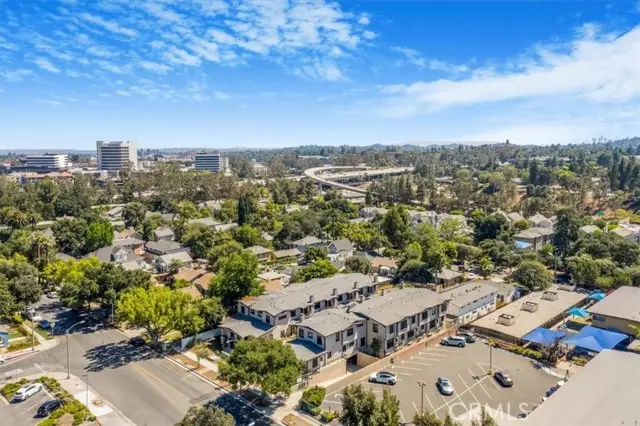 569 Lincoln Avenue #8, Pasadena, CA 91103 - Image #3