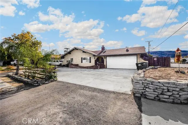 41011 Stetson Avenue, Hemet, CA 92544 - Image #2