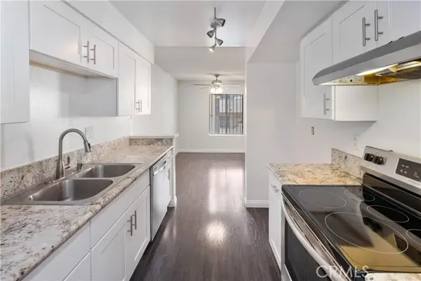 433 S Manhattan #209, Los Angeles, CA 90020