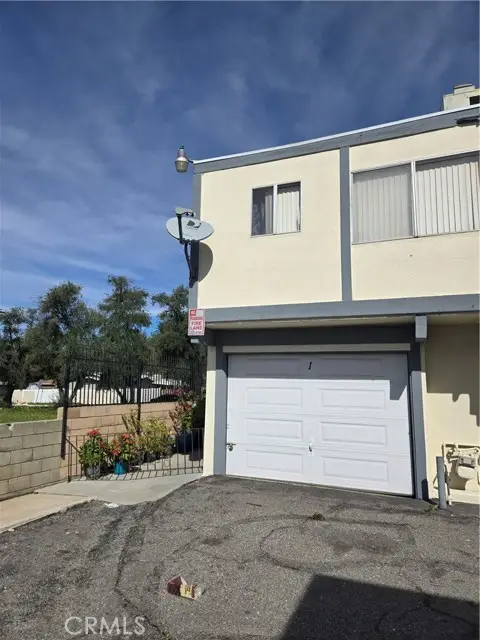 2350 Osbun #1, San Bernardino, CA 92404