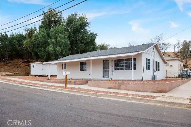 501 B, Needles, CA 92363 - #1