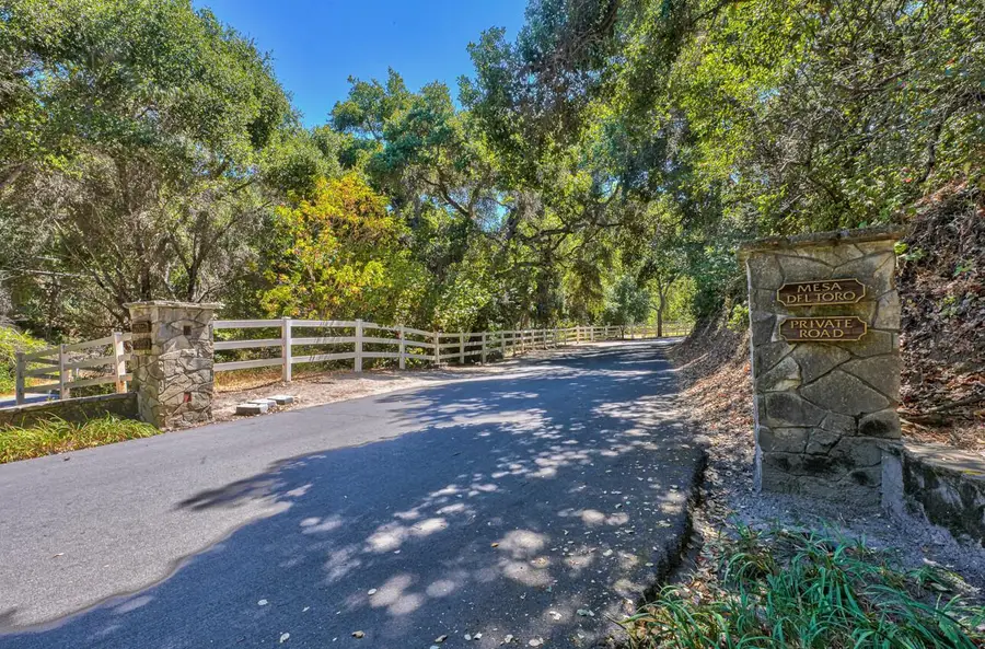 27765 Mesa Del Toro Road, Salinas, CA 93908 - Image #2