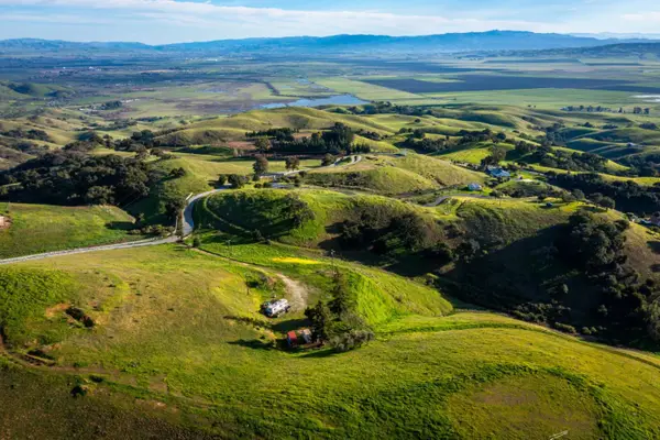 5167 Canada Road, Gilroy, CA 95020