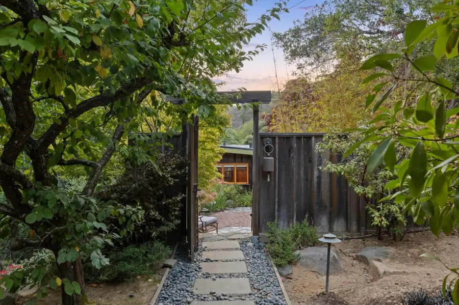 10026 Sycamore Canyon Road, Big Sur, CA 93920 - Image #2