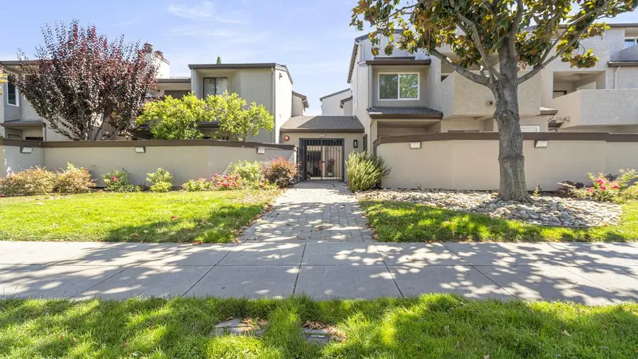 2201 The Alameda #22, Santa Clara, CA 95050 - Image #2