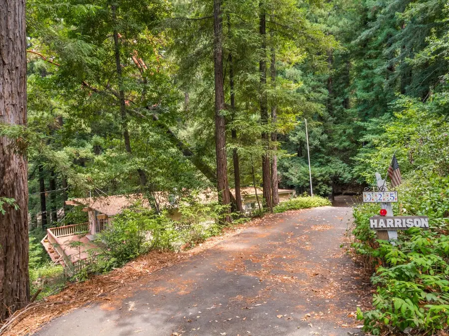 325 Woodland Drive, Scotts Valley, CA 95066 - Image #2