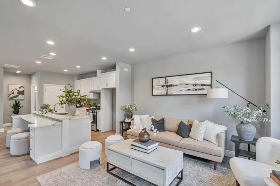 24757 O'neil Avenue, Hayward, CA 94544 - Image #2