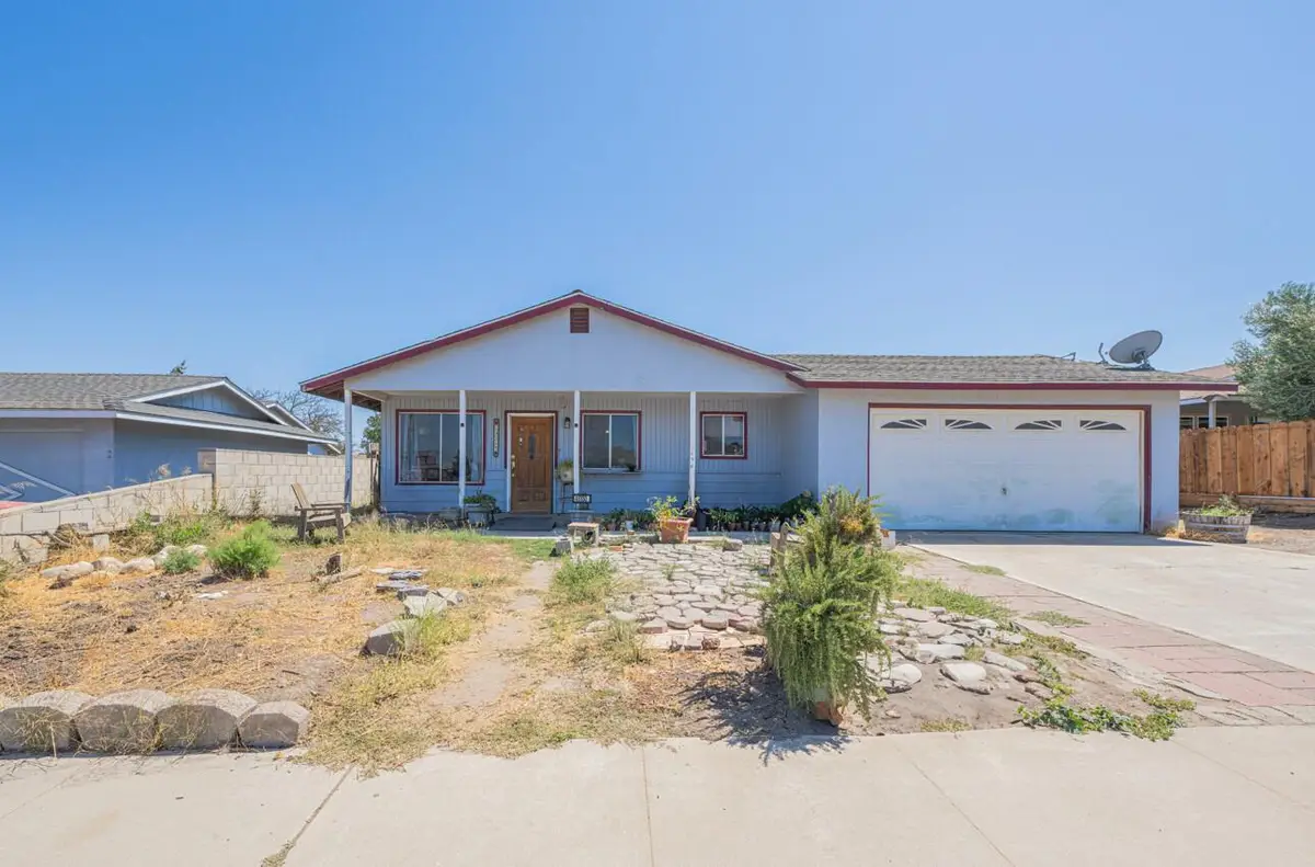 45130 Crown Avenue, King City, CA 93930 - Image #1