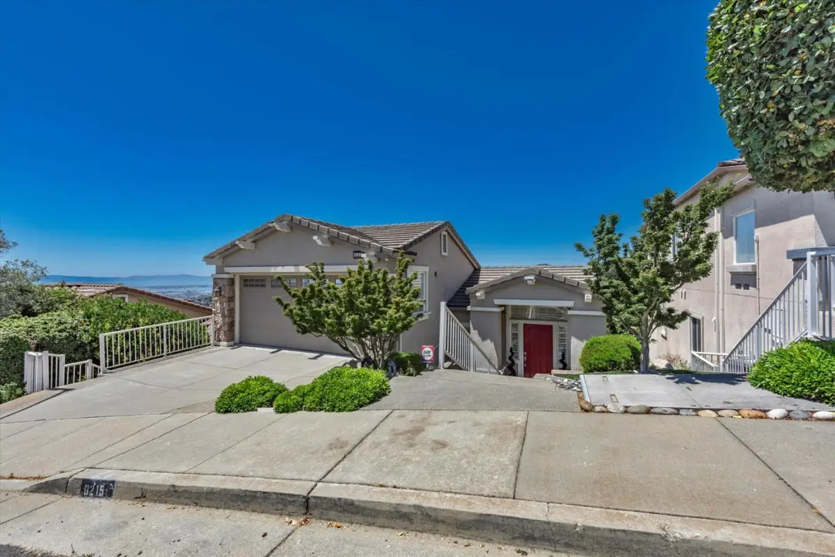 8215 Skyline Circle, Oakland, CA 94605 - Image #1