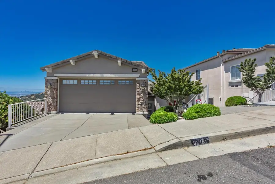 8215 Skyline Circle, Oakland, CA 94605 - Image #2