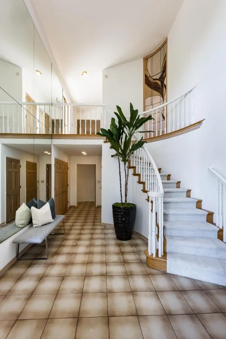 927 Continental Drive, Menlo Park, CA 94025 - Image #2