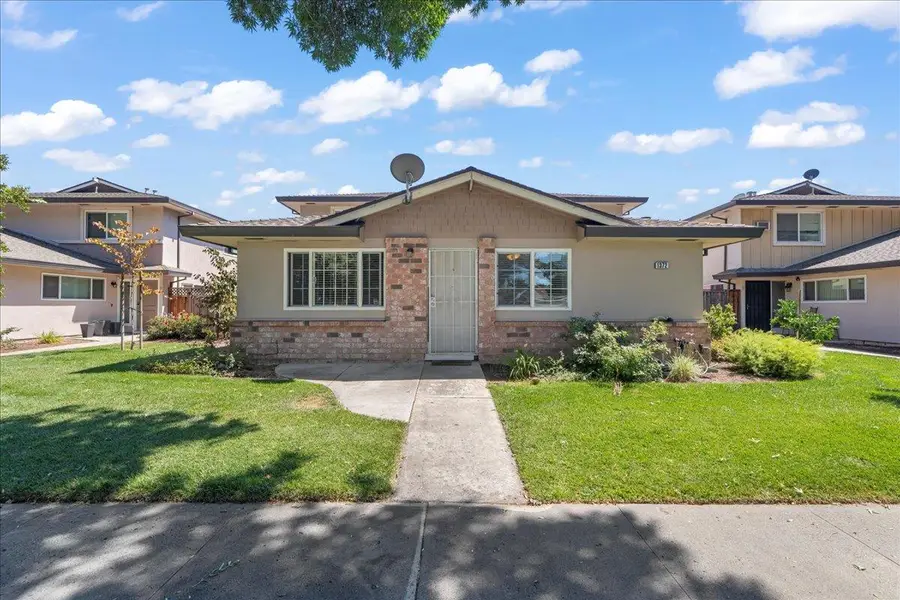 1372 Branham Lane #1, San Jose, CA 95118 - Image #2