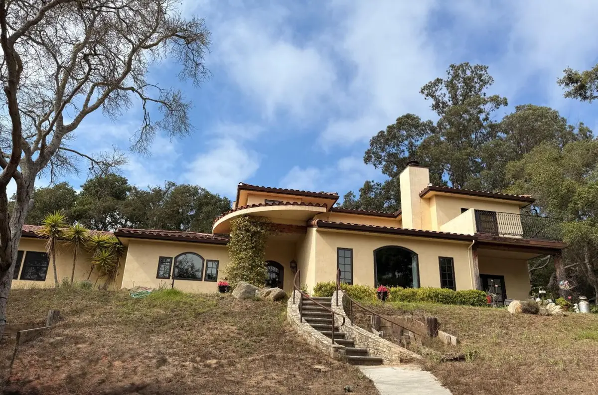 17551 Pond Derosa Lane, Prunedale, CA 93907 - Image #1