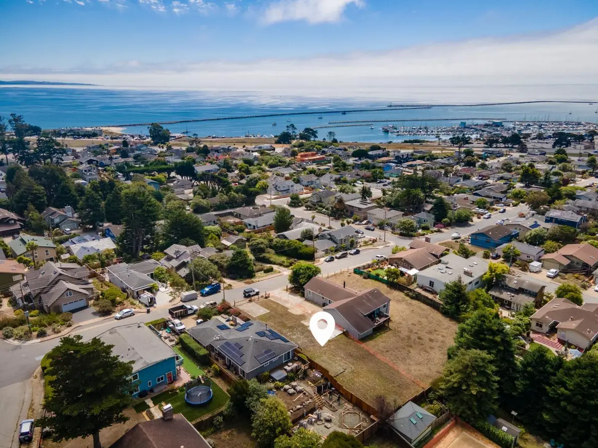 331 Carmel Avenue, El Granada, CA 94018 - Image #1