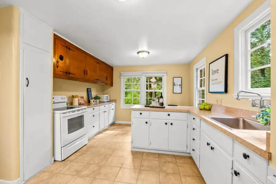 121 Skylonda Drive, Redwood City, CA 94062 - Image #3