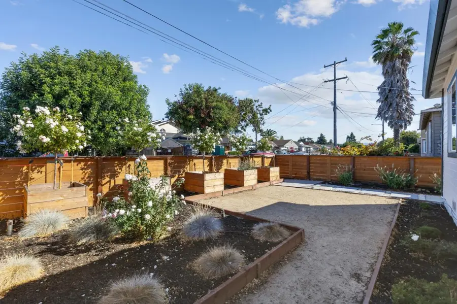 1257 Laurel Avenue, East Palo Alto, CA 94303 - Image #2