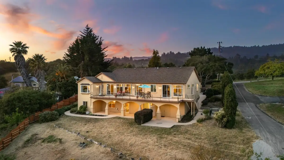 960 Smith Road, Watsonville, CA 95076 - Image #1