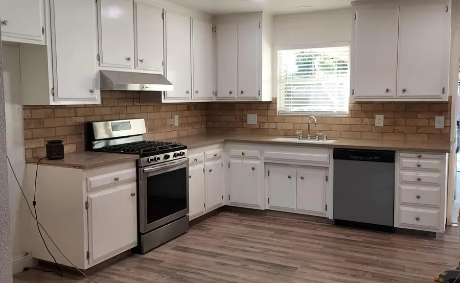 6944 Mirador Way, Sacramento, CA 95828 - Image #2