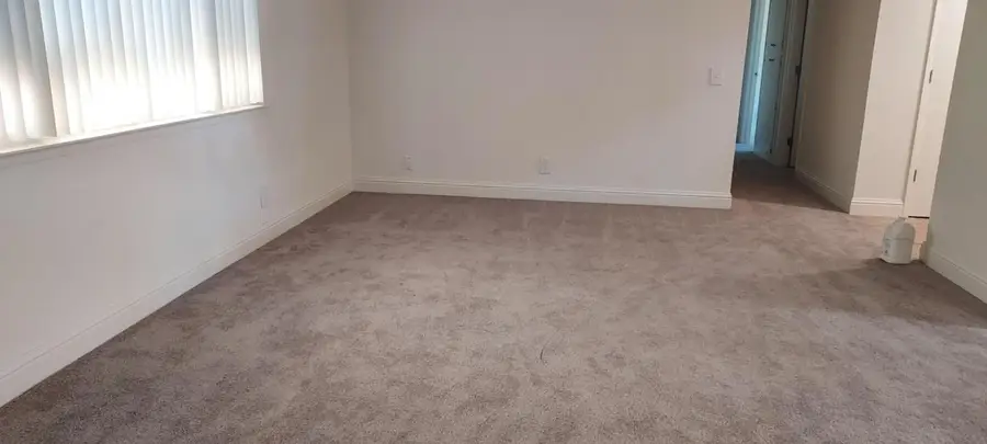 6944 Mirador Way, Sacramento, CA 95828 - Image #3