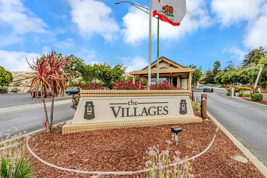 2051 Folle Blanche Drive, San Jose, CA 95135 - Image #3