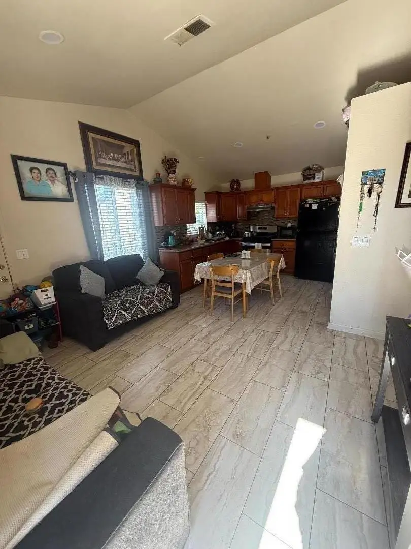 948 Rider Avenue, Salinas, CA 93905 - #3