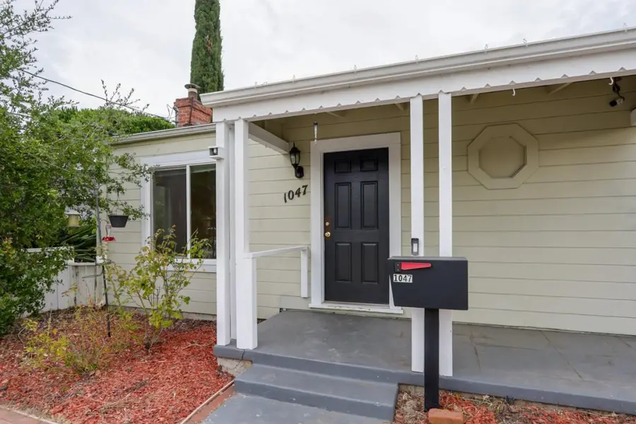 1047 Cherry Street, San Carlos, CA 94070 - Image #2