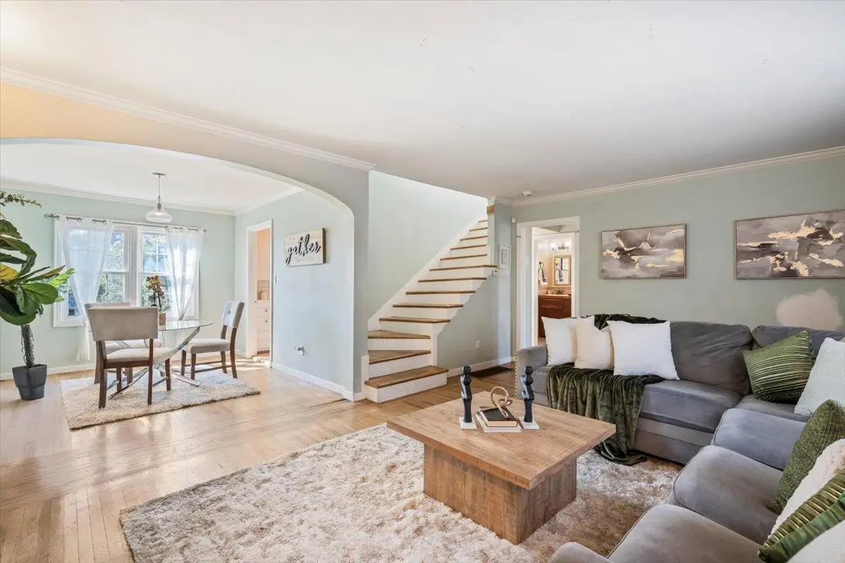 9401 Castlewood Street, Oakland, CA 94605 - Image #1