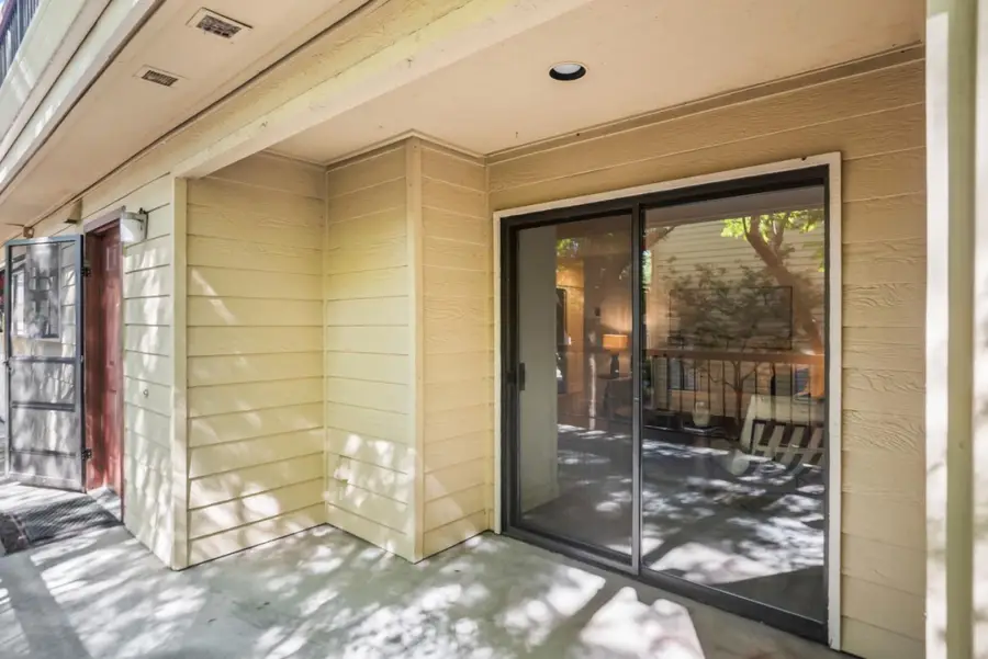 461 Northlake Drive #22, San Jose, CA 95117 - Image #3
