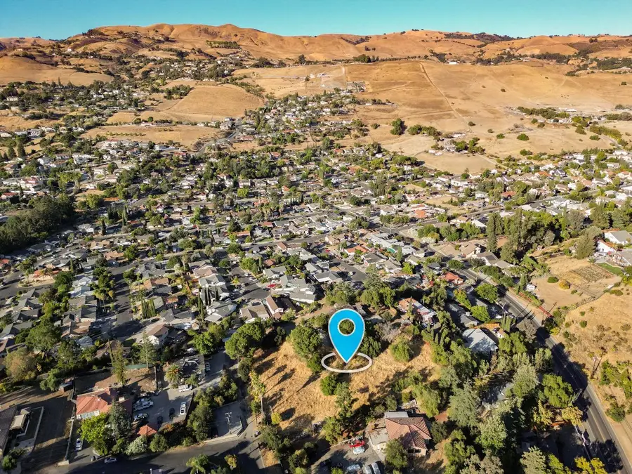 14862 Watters Drive, San Jose, CA 95127 - Image #2