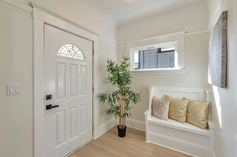 1237 Ashby Avenue, Berkeley, CA 94702 - Image #2