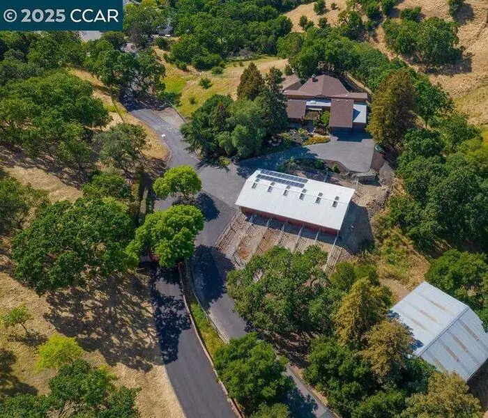 575 Morecroft Road, Lafayette, CA 94549 - Image #1