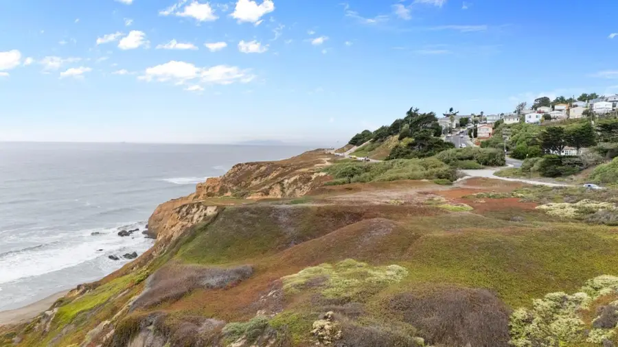 4000 Palmetto Avenue, Pacifica, CA 94044 - Image #2