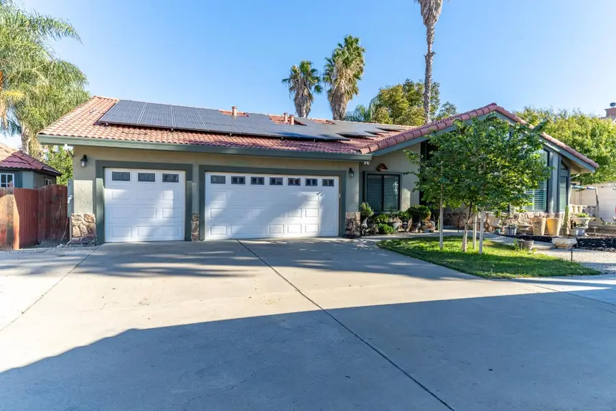 1760 S Macarthur Drive, Tracy, CA 95376 - Image #2