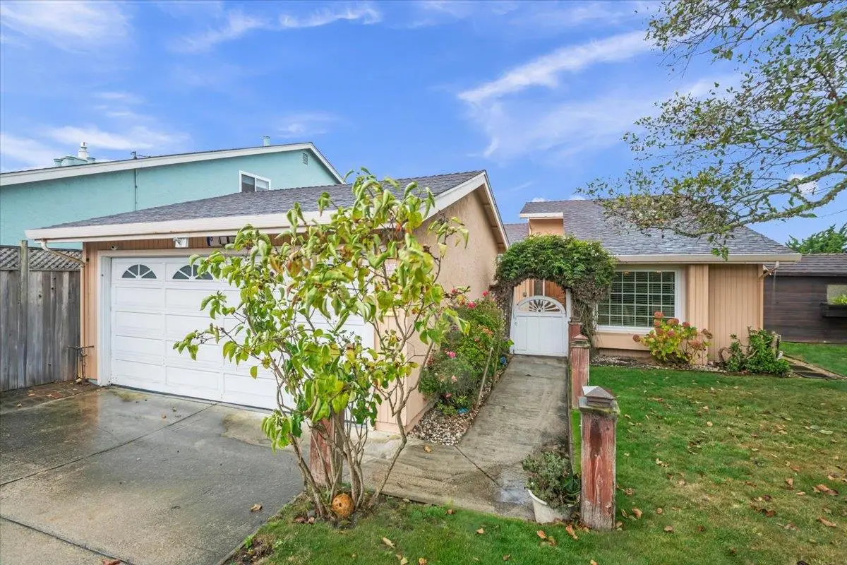 1350 N Cabrillo Highway, Half Moon Bay, CA 94019 - Image #1