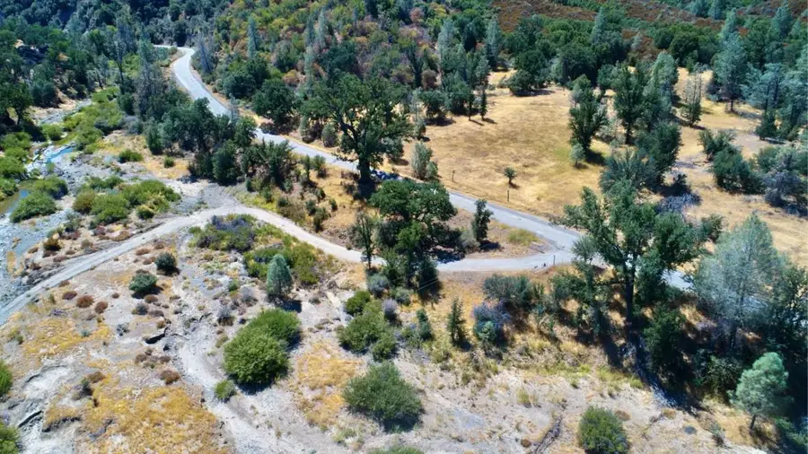 20505 Coalinga Road, Paicines, CA 95043 - Image #2