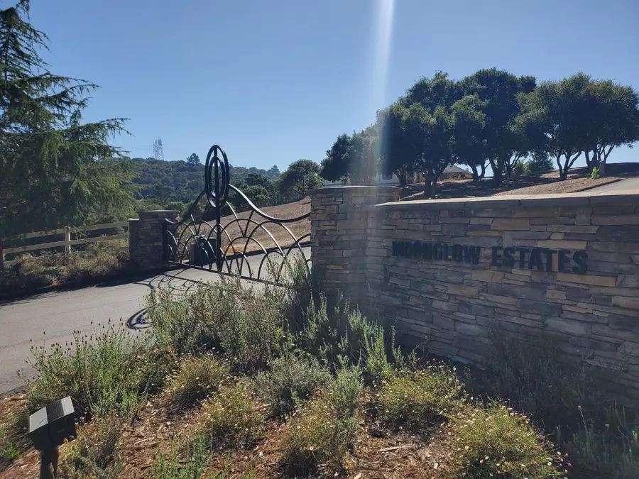 19705 Moonglow Road, Salinas, CA 93907 - Image #2