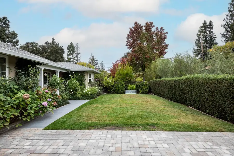 552 Rutherford Avenue, Redwood City, CA 94061 - Image #3