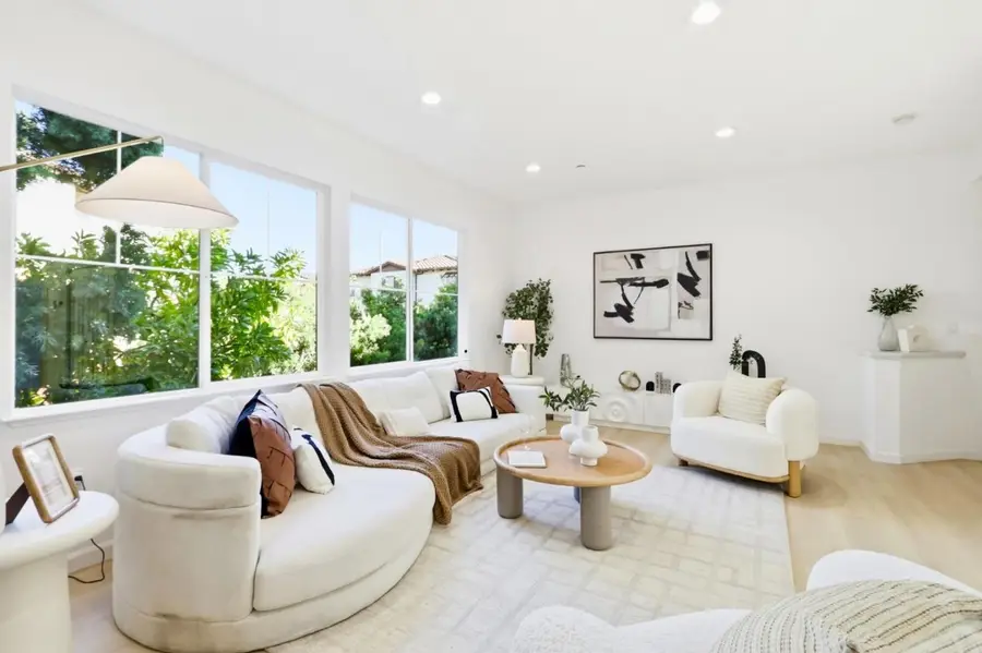 662 Montara Terrace, Sunnyvale, CA 94085 - Image #2