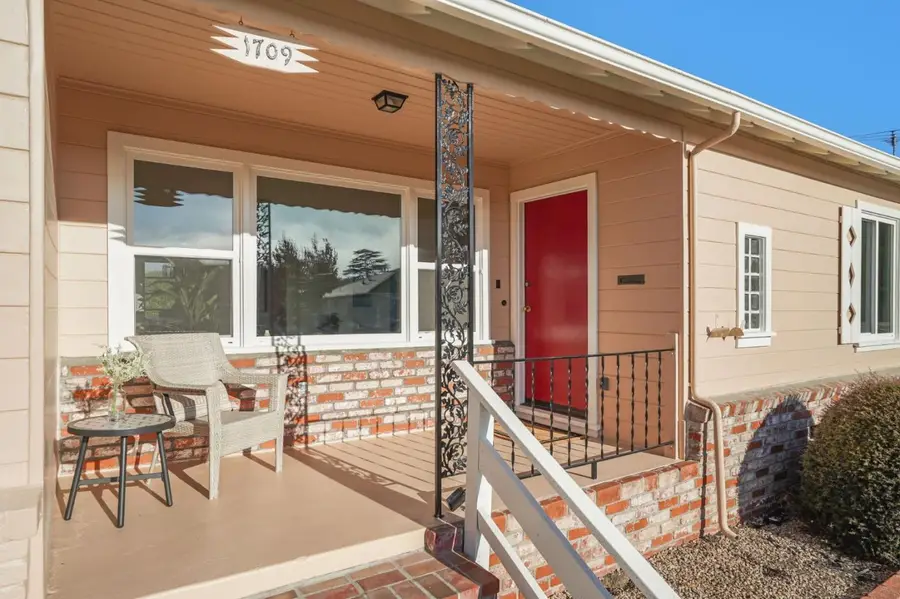 1709 Dolan Avenue, San Mateo, CA 94401 - Image #3