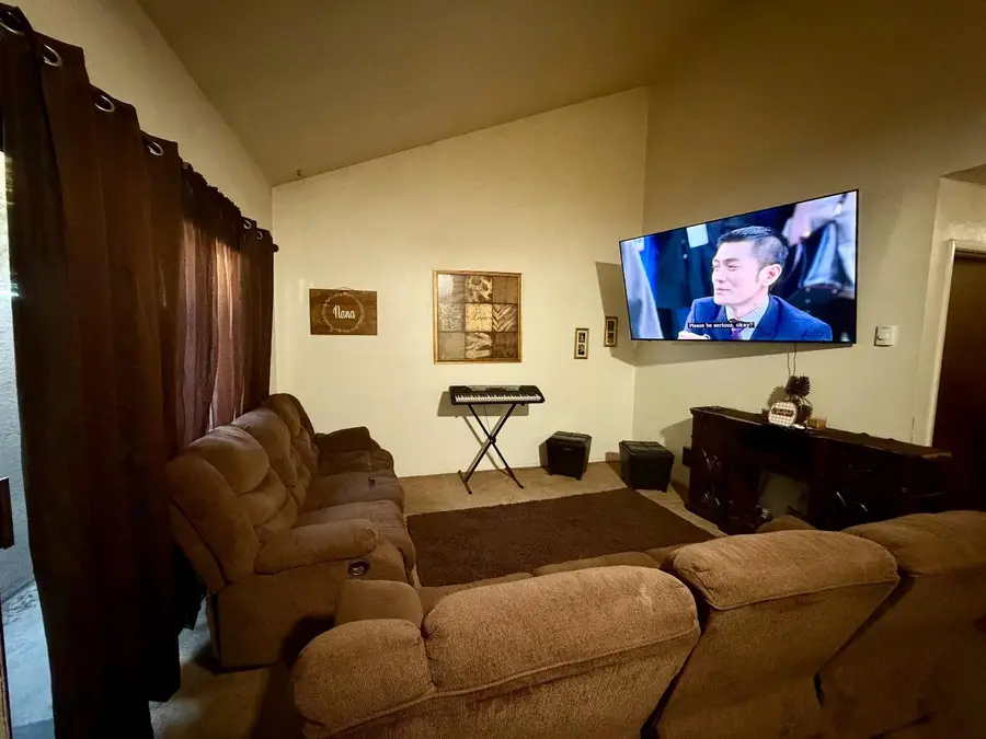201 Rio Vista Drive #6, King City, CA 93930 - Image #2