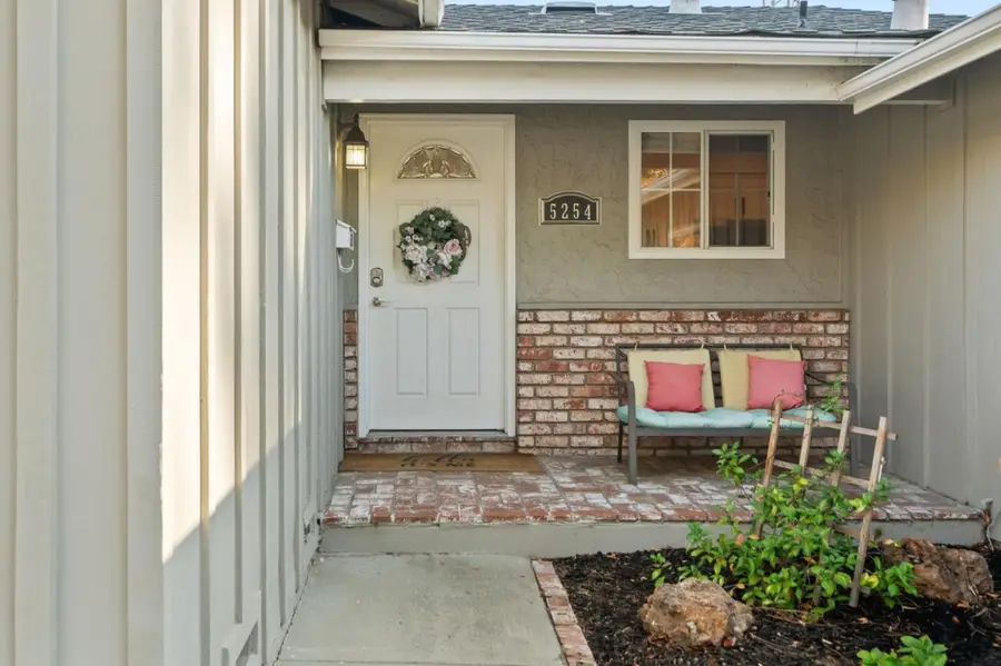 5254 Howes Lane, San Jose, CA 95118 - Image #3
